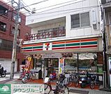 セブンイレブン 徒歩5分。 380m