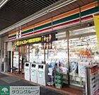 セブンイレブン江東門前仲町店 徒歩3分。 230m