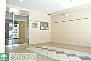 清掃の行き届いたエントランス