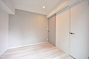 タウンハウジングレジデンス事業部　恵比寿店・赤坂店までお問合せ下さい。