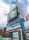 渋谷ヒカリエ 徒歩6分。 440m
