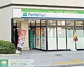 ファミリーマート小伝馬町大門通り店 徒歩4分。 310m