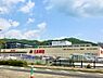 周辺：ラ・ムー彩都店（800m）