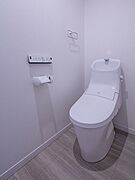 【その他】1階と2階それぞれにトイレがございます。来客時なども気軽にご使用していただけますよ。※イメージ写真につき、実際の仕上がりとは異なります。詳細は現地または設計図面にてご確認ください