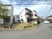 2路線利用可能で通勤通学に便利な立地です。周辺には買い物施設や公園が充実しており、住環境も良好です◎