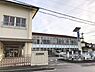 周辺：名和保育園　徒歩約4分　266ｍ　季節に合った行事を行っています。