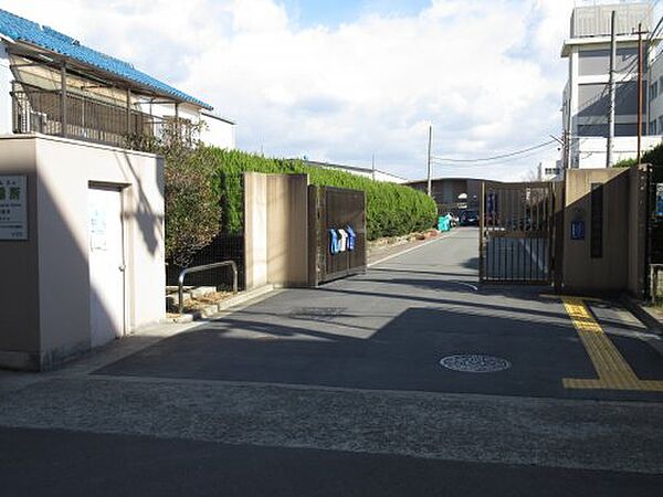 画像28:【中学校】堺市立 美原西中学校まで743ｍ
