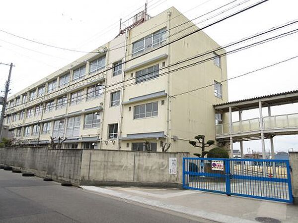 画像28:【小学校】堺市立 南八下小学校まで455ｍ