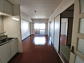 メイゾン南高槻  ｜ 大阪府高槻市芝生町４丁目（賃貸マンション3LDK・2階・58.00㎡） その3