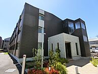 大阪府摂津市新在家1丁目：物件画像／Su-mode阪急茨木店　株式会社TONE