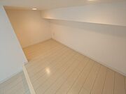アンダーロフト4.7帖（収納にも寝室にも使えます）