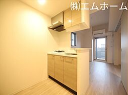 JR東海道本線 金山駅 徒歩4分の賃貸マンション 3階1LDKのリビング/ダイニング