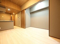 JR東海道本線 尾頭橋駅 徒歩10分の賃貸マンション 7階1LDKのリビング/ダイニング