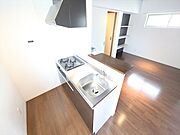 システムキッチン（ガス3口コンログリル付）カウンターキッチン