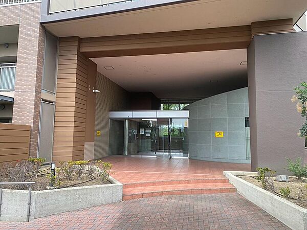 エントランスを拡大表示