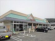 マルナカ八幡店まで951ｍ