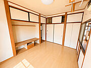 内装をシンプルに仕上げておりますので、お住まいになられた中で自分たちの思い通りにいろいろアレンジが楽しめます。※ＡＩによる家具除去実施  
