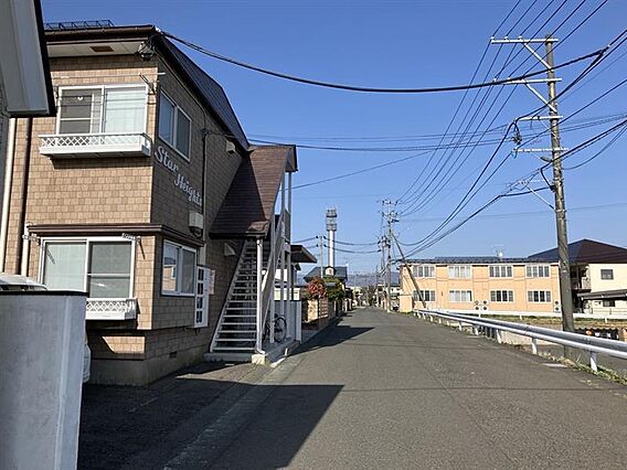 前面道路　東