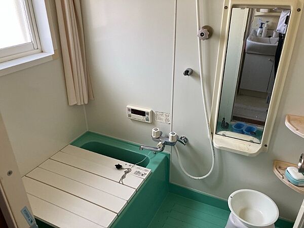 浴室を拡大表示