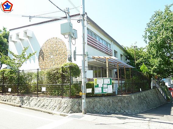 青山台こばと幼...