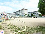 市立福田小学校　約660ｍ