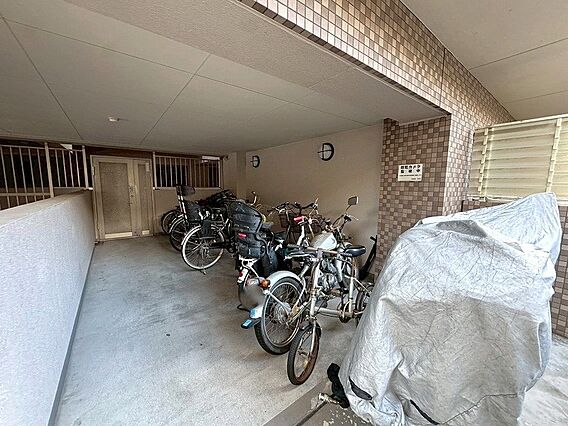 駐輪場