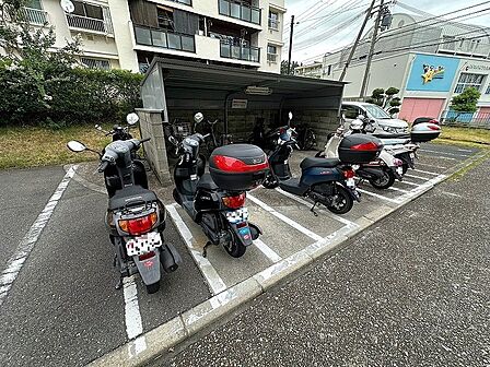 バイク置場