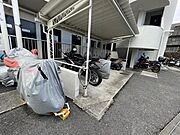 大切なバイクをゆったりと置くことができますね！