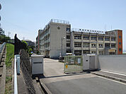 石切東小学校