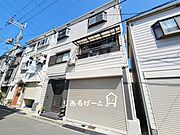 優しい色合いで落ち着きのある外観です！