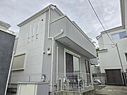 窓が沢山施工されており風通しも良さそうです☆