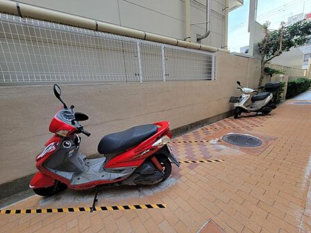 バイク置き場完備☆