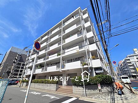 江坂駅まで徒歩7分。商業施設も豊富で便利!