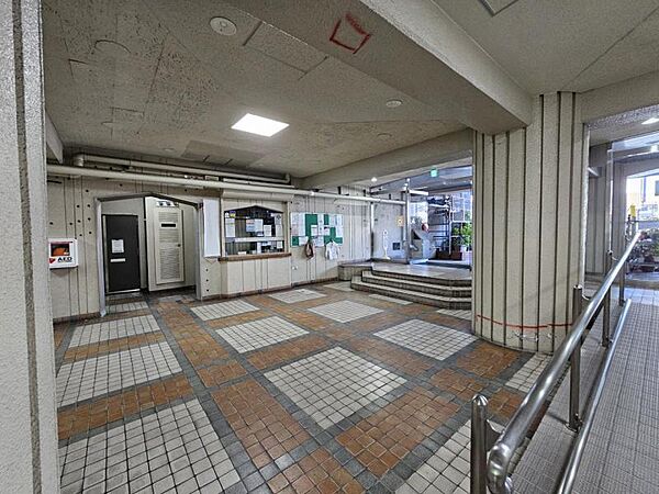 エントランスを拡大表示