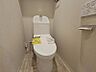 トイレ：使いやすいサイドパネル仕様の温水洗浄便座付トイレです！