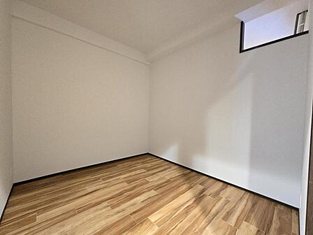 洋室4帖:リモートワークにもピッタリな広さのお部屋ですね!