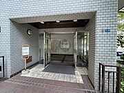 すっきりとしたエントランスが毎日お出迎えしてくれます。