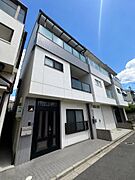 閑静な住宅地で小さなお子様がいるご家族にも安心