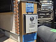 モニタ付きインターホンが設置されている玄関前！