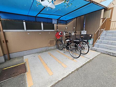 自転車置き場:管理が行き届いています。