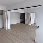 ＬＤＫ12帖：思わず微笑みたくなるような居心地の良さがあるリビングです！
