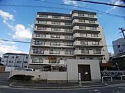 嬉しい駅歩3分！スーパーも近くお買い物も便利です！！