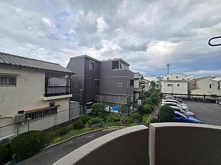 陽当りが遮られることのない眺望ですね!