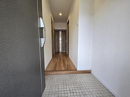 すっきりとした玄関は気持ちよく、お客様をお迎えできそうですね