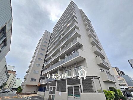 「弥刀駅」徒歩13分!スーパーやコンビニも近くに揃う便利な立地ですよ。