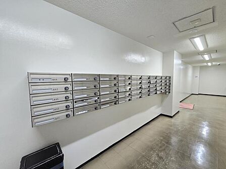 チラシなどのゴミはまったく落ちておらず、管理の良さがうかがえますね!