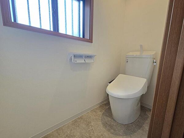 トイレを拡大表示