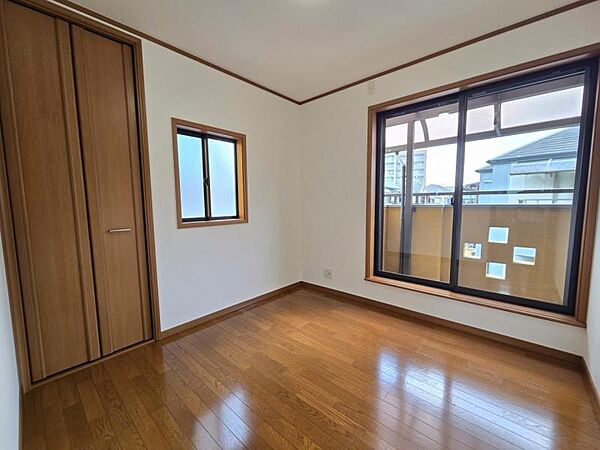 洋室を拡大表示