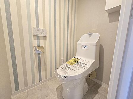 季節を問わず年間を通じて快適にお使い頂ける温水洗浄便座付トイレ!!
