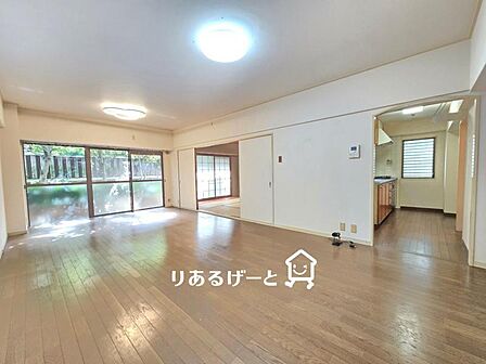 LDK20帖:隣り合う和室と合わせた広々空間をご堪能ください!